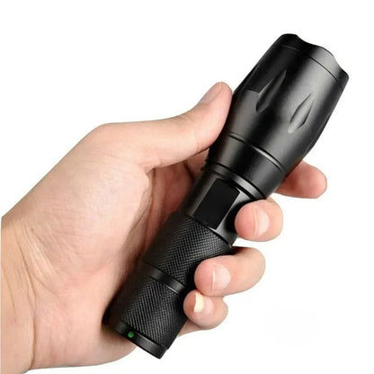 Linterna LED T6 Alta Potencia - 5 Modos, Zoom, Pilas AAA o 18650